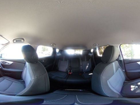 Used 2026 Chevrolet Blazer LT FWD image 42
