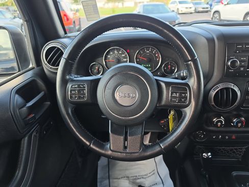 Used 2018 Jeep Wrangler Unlimited Sport w/ Power Convenience Group AWD/4WD image 9