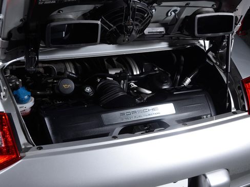 Used 2010 Porsche 911 Carrera S image 28