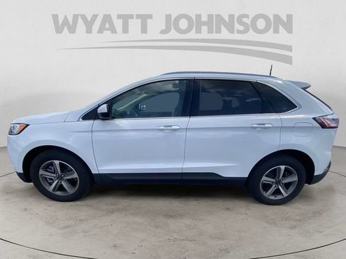 Used 2024 Ford Edge SEL w/ Convenience Package AWD/4WD image 4