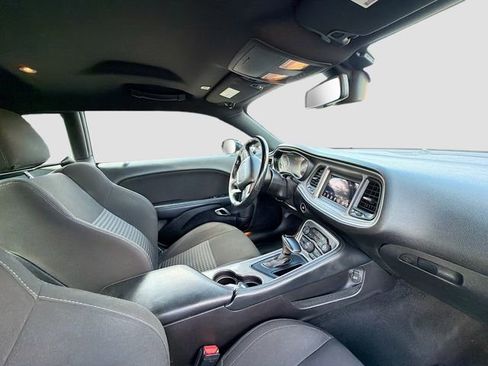 Used 2022 Dodge Challenger GT image 25