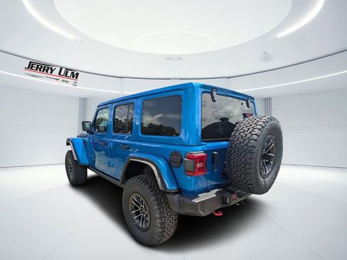 New 2025 Jeep Wrangler Unlimited Rubicon w/ XTREMEE 35" Tire Package image 5