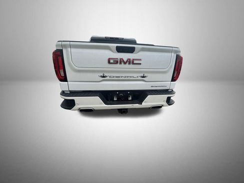 Used 2019 GMC Sierra 1500 Denali w/ Denali Ultimate Package AWD/4WD image 4