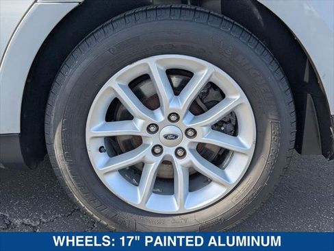 Used 2014 Ford Taurus SE image 9