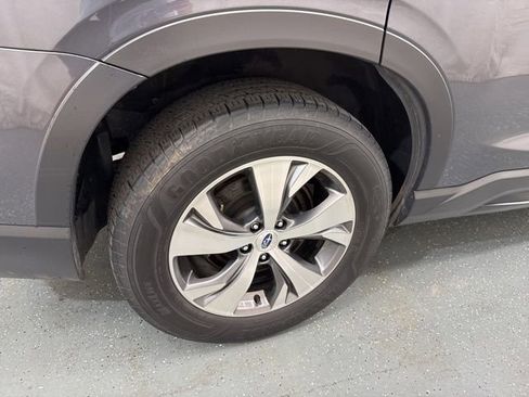 Used 2024 Subaru Ascent Premium w/ Convenience Package AWD/4WD image 9