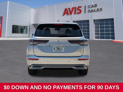 Used 2025 Mitsubishi Outlander SE FWD image 7