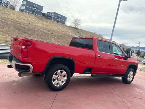 Used 2022 Chevrolet Silverado 3500 LTZ w/ Z71 Off-Road Package image 7