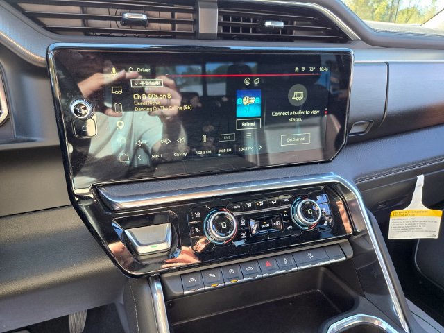 Used 2025 GMC Sierra 1500 Denali w/ Denali Reserve Package AWD/4WD image 27