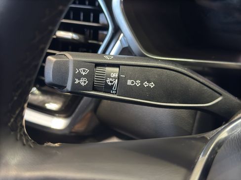 Used 2023 GMC Canyon Elevation w/ Elevation Premium Package image 24