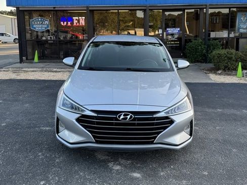 Used 2020 Hyundai Elantra SEL w/ Cargo Package (C1) image 3