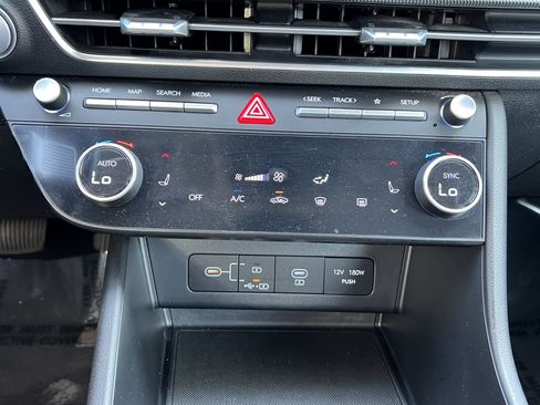 Used 2024 Hyundai Sonata SEL FWD image 28