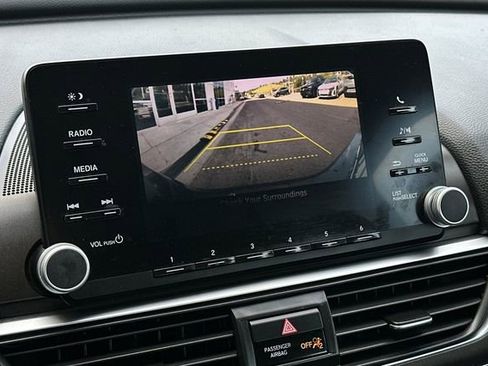 Certified 2018 Honda Accord LX image 20