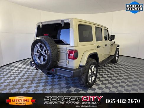 Used 2022 Jeep Wrangler Unlimited Sahara w/ LED Lighting Group image 7