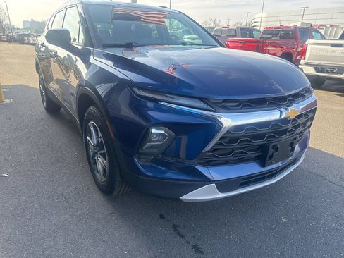Used 2023 Chevrolet Blazer LT w/ Convenience Package AWD/4WD image 7