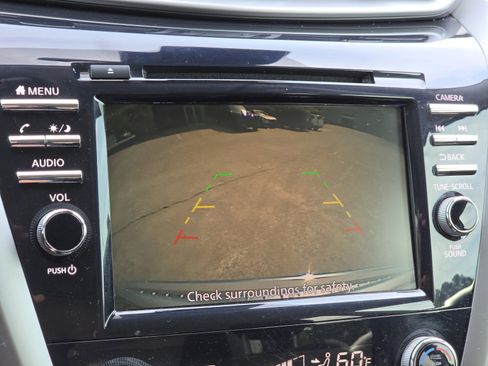 Used 2021 Nissan Murano S FWD image 21