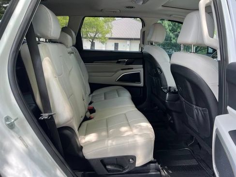 Used 2020 Kia Telluride EX FWD image 20