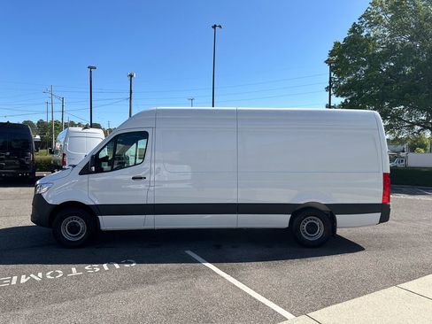 New 2025 Mercedes-Benz Sprinter 2500 image 7