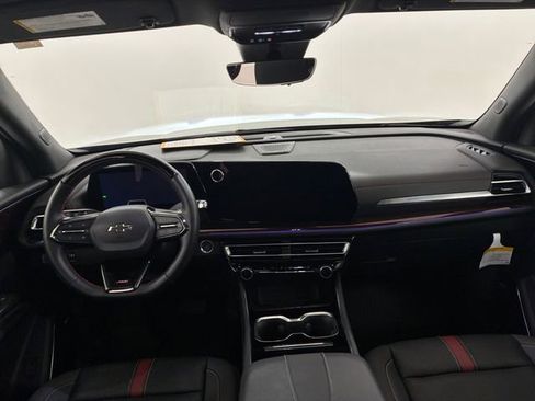 Certified 2024 Chevrolet Traverse RS w/ LPO, Floor Liner Package image 20