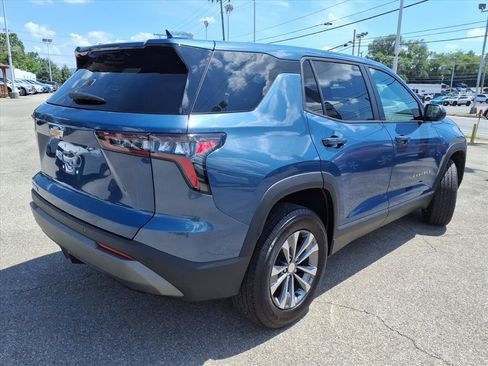 Used 2026 Chevrolet Equinox LT FWD image 4