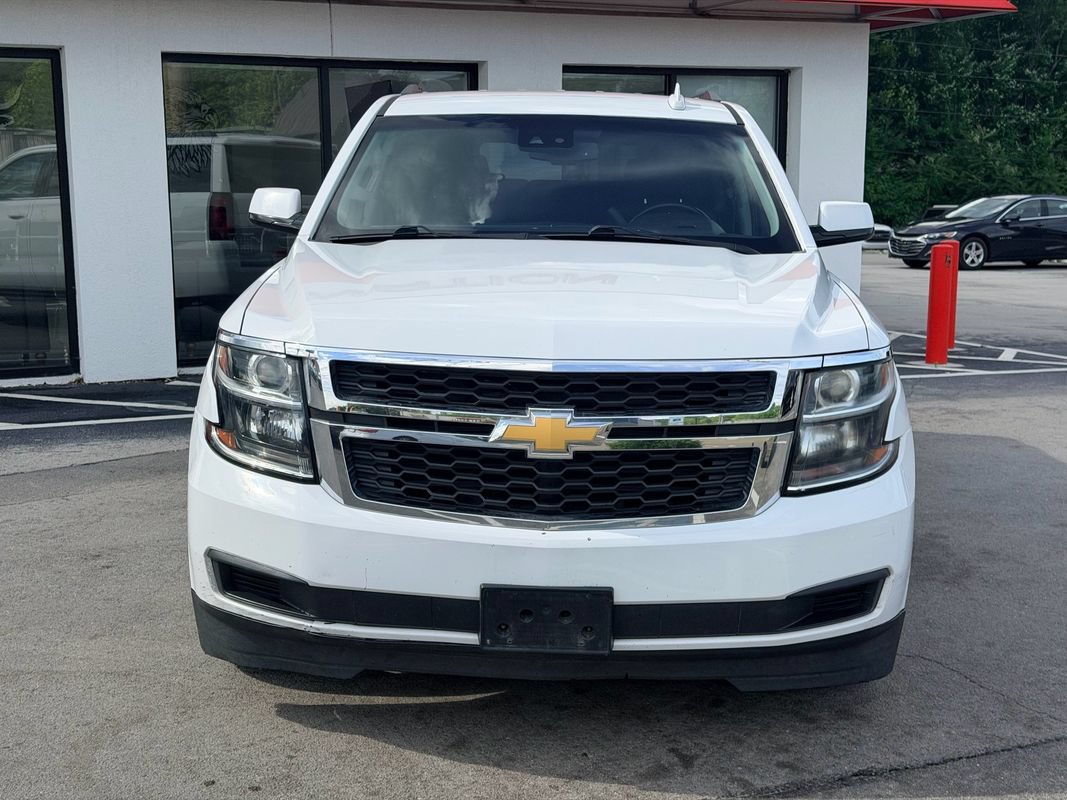 Used 2018 Chevrolet Suburban LT RWD image 9