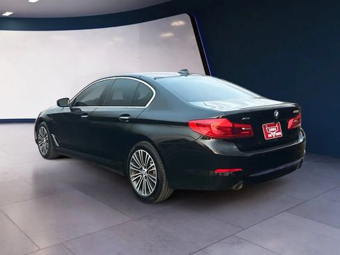 Used 2018 BMW 530i xDrive w/ Premium Package AWD/4WD image 3
