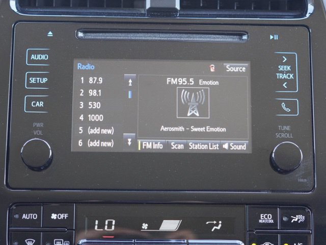 Used 2018 Toyota Prius Two w/ Prius Two Safety Plus Package FWD image 27