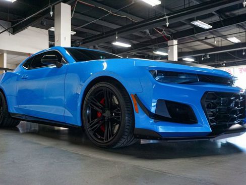 Used 2023 Chevrolet Camaro ZL1 image 2