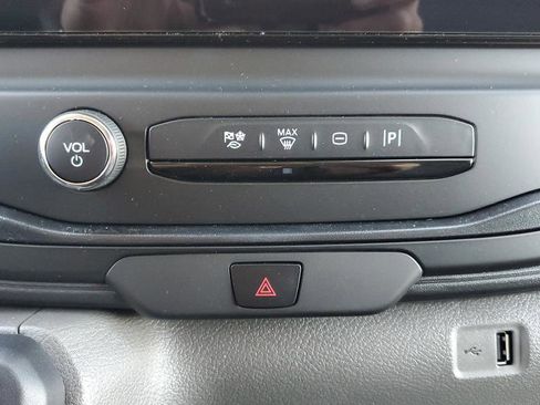 New 2026 Ford Transit 250 148 Medium Roof RWD image 40