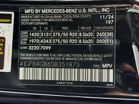 Certified 2025 Mercedes-Benz GLE 450e 4MATIC image 26