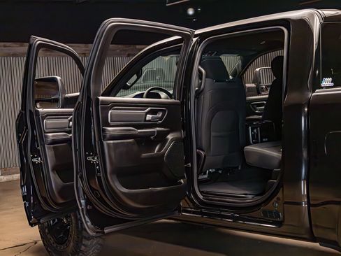 Used 2025 RAM 1500 Big Horn image 29