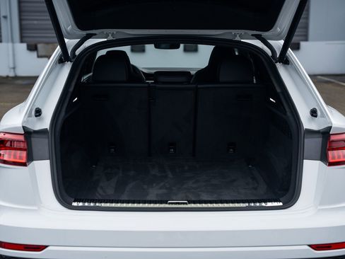 Used 2022 Audi RS Q8 image 23