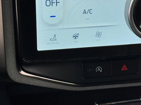 Certified 2023 Ford Expedition Platinum image 30