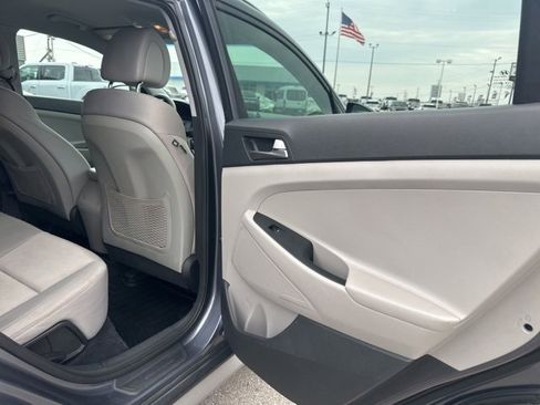 Used 2018 Hyundai Tucson SEL image 14