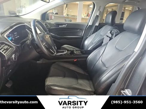 Used 2016 Ford Edge Titanium FWD image 5