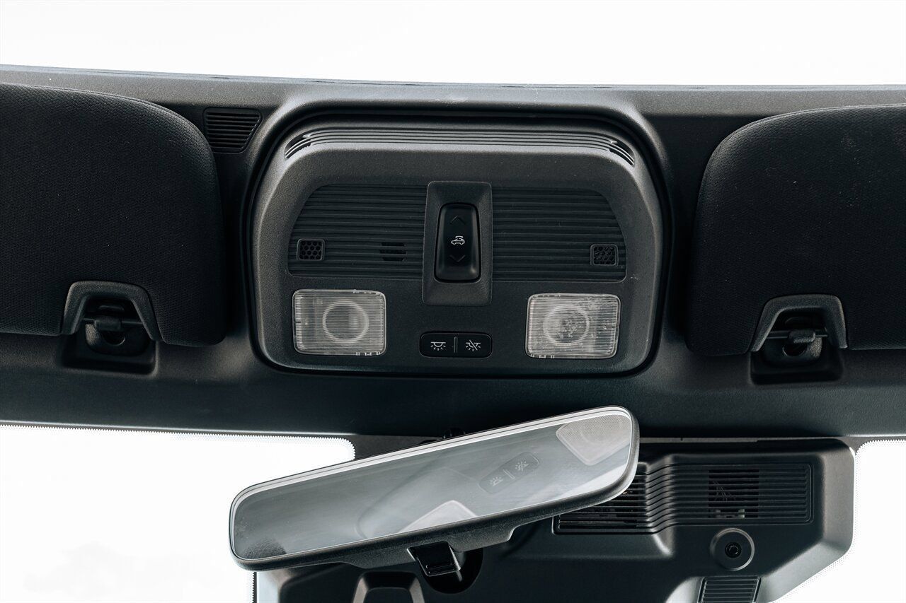 Used 2024 Ford Mustang Convertible RWD image 38