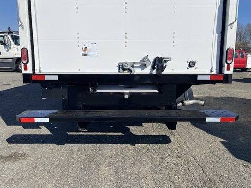 Used 2024 Chevrolet Express 3500 w/ Power Convenience Package image 43