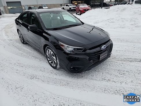 Used 2023 Subaru Legacy Limited image 2