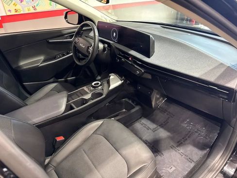Used 2024 Kia EV6 Light AWD/4WD image 87