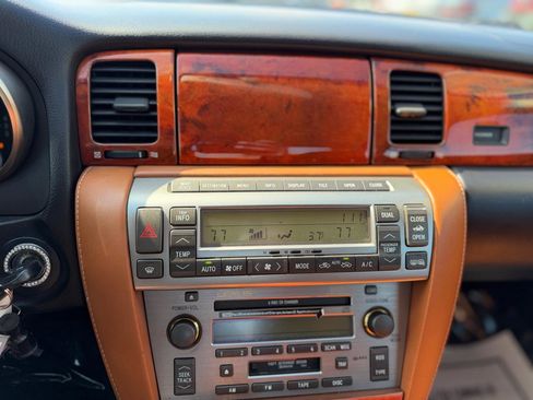 Used 2002 Lexus SC 430 Convertible image 45