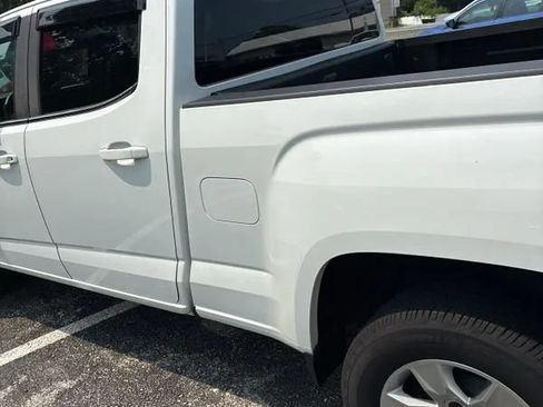 Used 2018 GMC Canyon SLE w/ Trailering Package AWD/4WD image 4