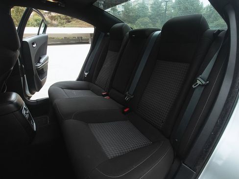 Used 2022 Dodge Charger R/T image 19