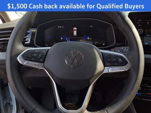 New 2025 Volkswagen Jetta SE image 10