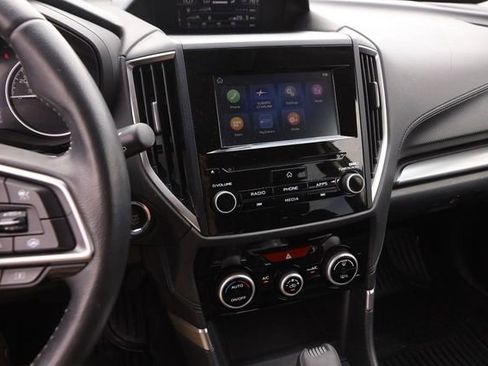 Used 2022 Subaru Forester Premium image 18