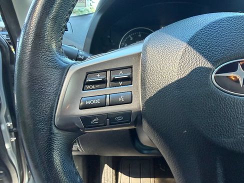 Used 2013 Subaru Legacy 2.5i Premium AWD/4WD image 18