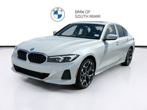 Used 2025 BMW 330i Sedan w/ Premium Package RWD image 3