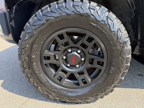 Used 2011 Toyota FJ Cruiser 4WD w/ Convenience Pkg image 14