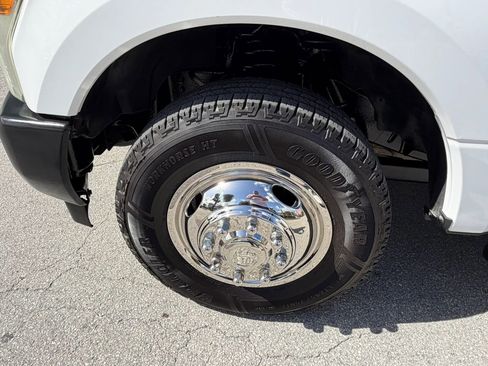 Used 2017 Ford F350 XL w/ Power Equipment Group image 13