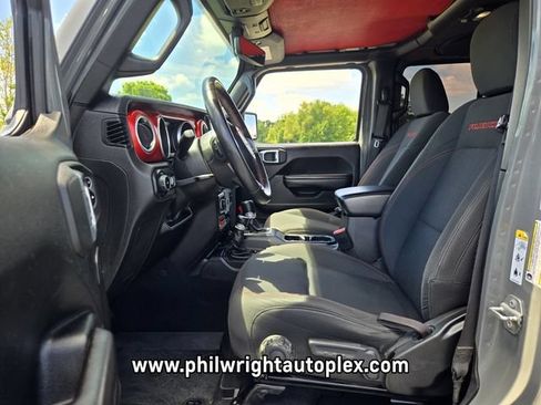 Used 2018 Jeep Wrangler Unlimited Rubicon AWD/4WD image 9