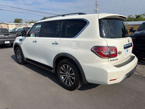 Used 2020 Nissan Armada SL w/ Premium Package RWD image 2