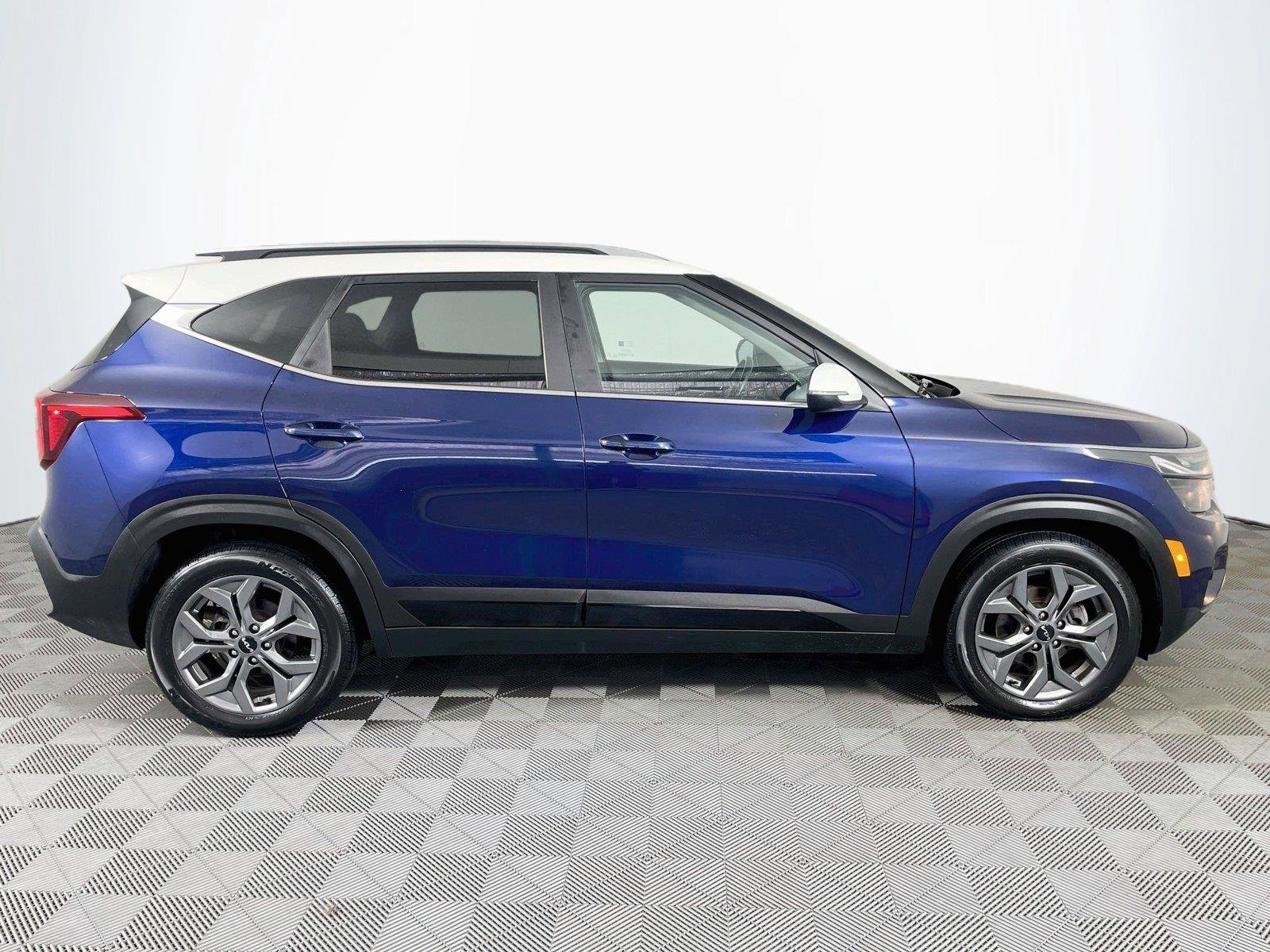 Used 2024 Kia Seltos S FWD image 10